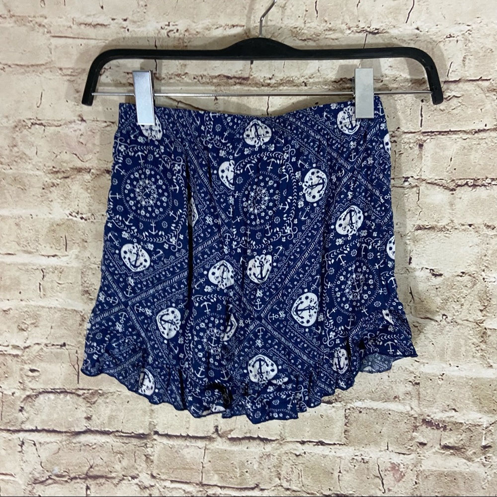 No boundaries blue paisley shorts size small 3/5
